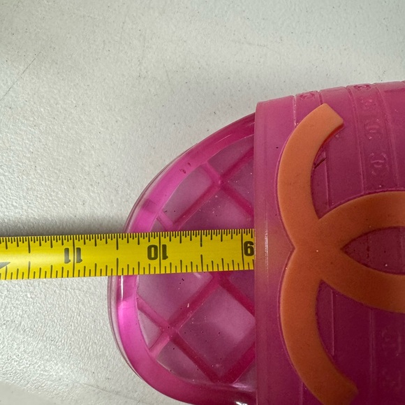 Chanel pink jelly slides size 41 box included - Picture 6 of 7